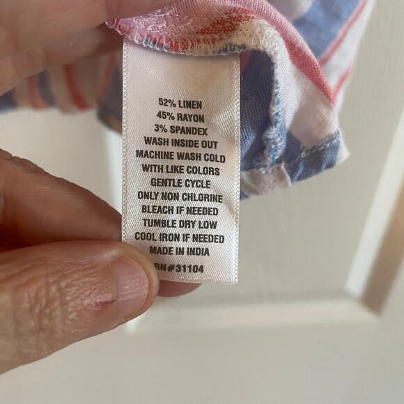 Crown & Ivy striped off-shoulder top size large - Picture 7 of 10